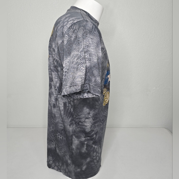 Affliction T-shirt - Picture 3 of 9